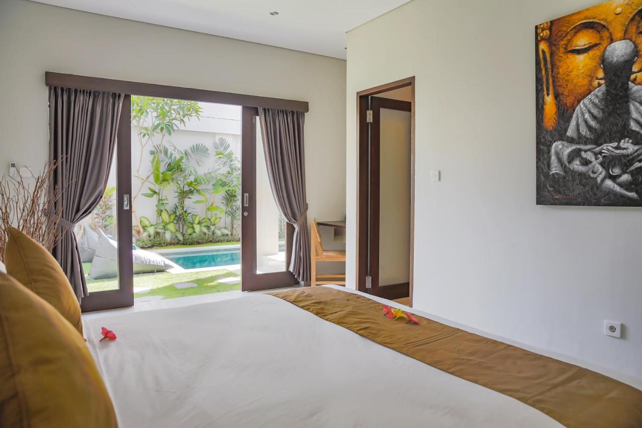 Villa 66, 5 Min Walk To Double 6 Beach Seminyak Extérieur photo